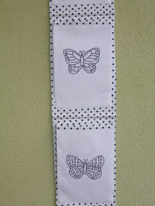 Bíločerný kapsář — foto 3