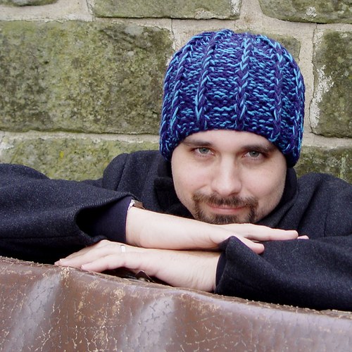 PŘESTAŇ MĚ SLEDOVAT -čepice "narážečka" — foto 3