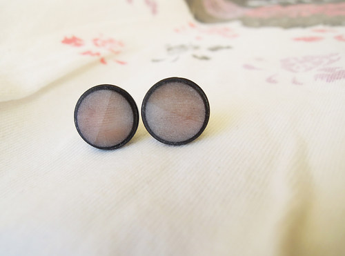 Náušničky do hněda 12mm (chirurgická ocel) — foto 2