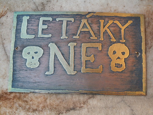 Cedulka leptaná L E T Á K Y NE! — foto 2