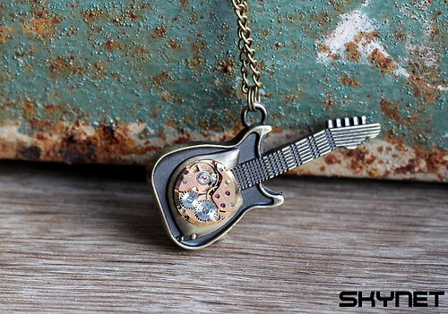 Steampunková kytara — foto 3