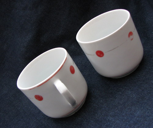 Do puntíku...retro hrnky Dubí, Československo — foto 2