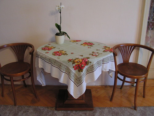 Květovaný ubrus — foto 6