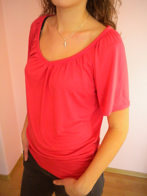 Nabírané tričko -velikost M — foto 2