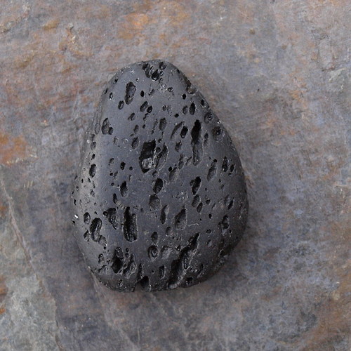 Lávový kámen, 41x32mm — foto 2