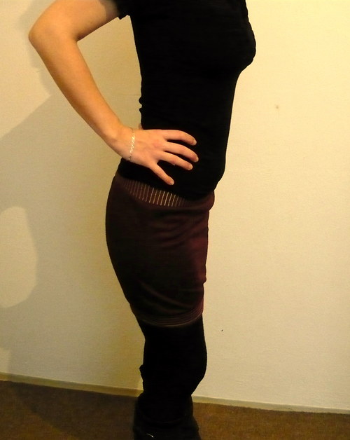 Vínová balonová sukně — foto 3