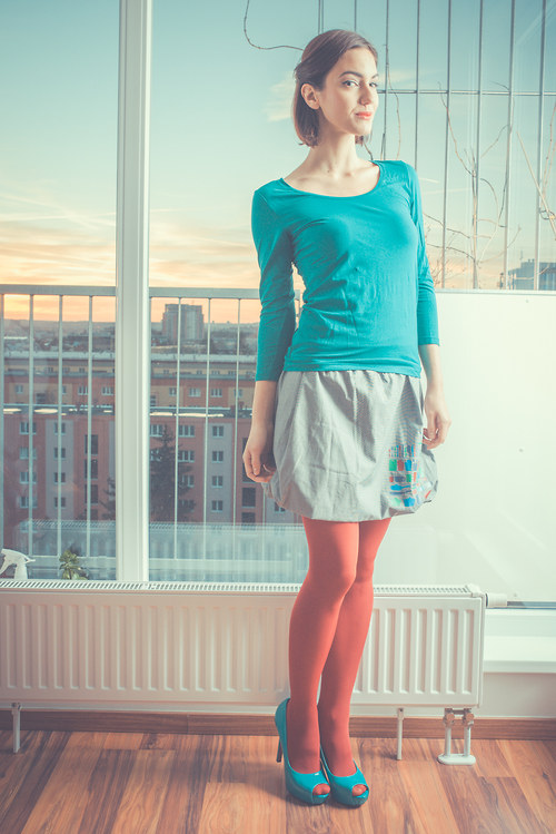 Kitchen girl. wine. SLEVA! — foto 3