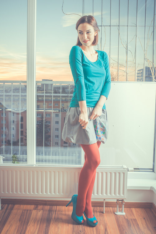 Kitchen girl. wine. SLEVA! — foto 5