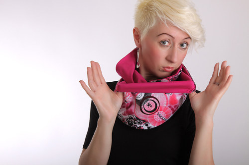 Pink nákrčník — foto 3