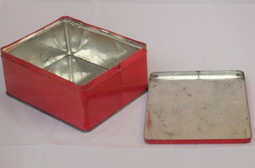 Plechová autolékárnička Sanitas — foto 2