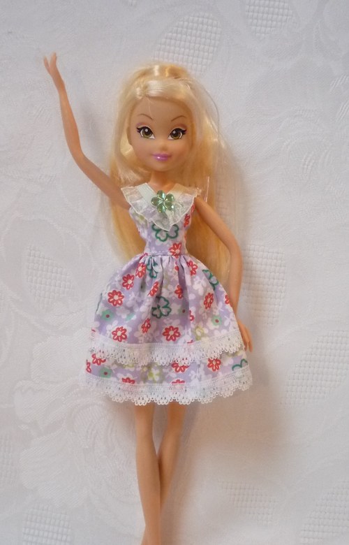 Krátké šaty pro Winx — foto 2