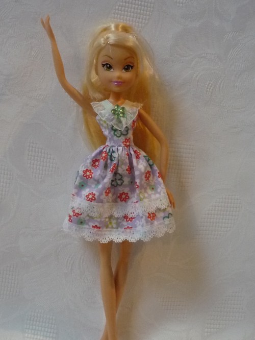 Krátké šaty pro Winx — foto 3