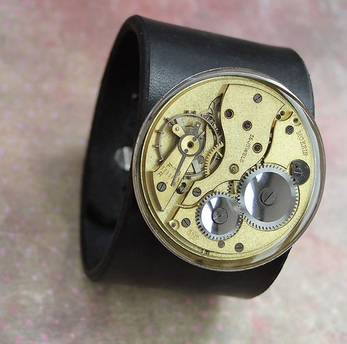 Steampunkový náramek — foto 2