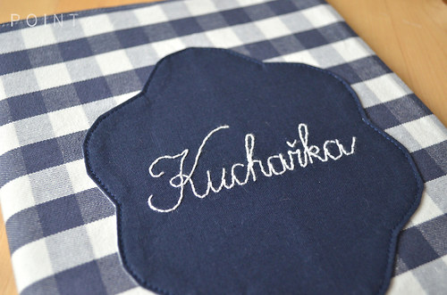 Modrobílá kuchařka — foto 3