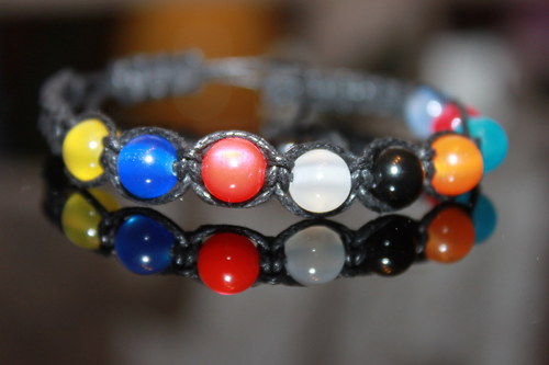 Barevné sny... Náramek shamballa/makramé — foto 4