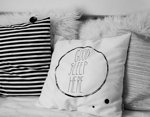 Polštář Good sleep here CIRCLE — foto 5