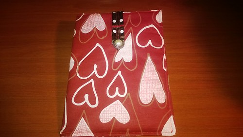 Obal na tablet,nebo čtečku -srdíčkový:-) — foto 2