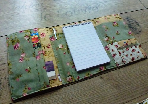 Organizér květinový patchwork — foto 3