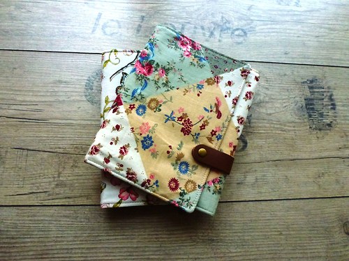 Organizér květinový patchwork — foto 4
