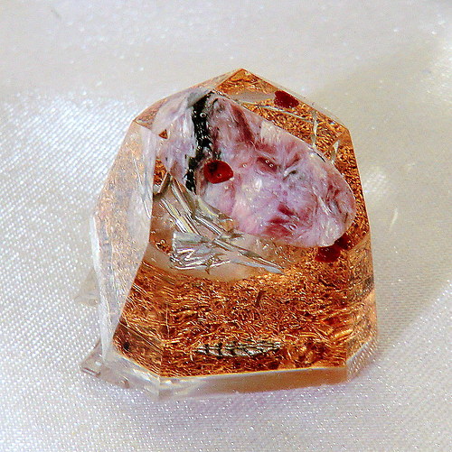 Orgonit *OBJ * Diamant s Čaroitem — foto 2