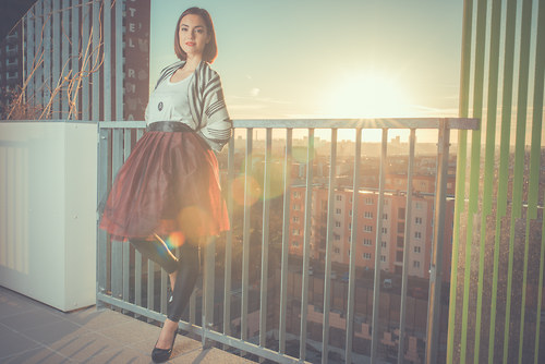TUTU deep red — foto 2