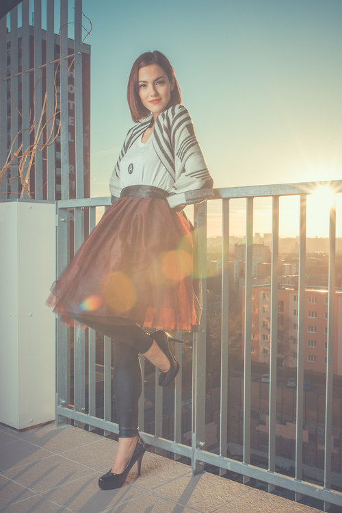 TUTU deep red — foto 3