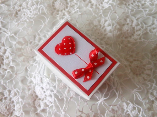 SRDÍČKOVÁ PUNTÍKATÁ - mini dárková krabička — foto 2