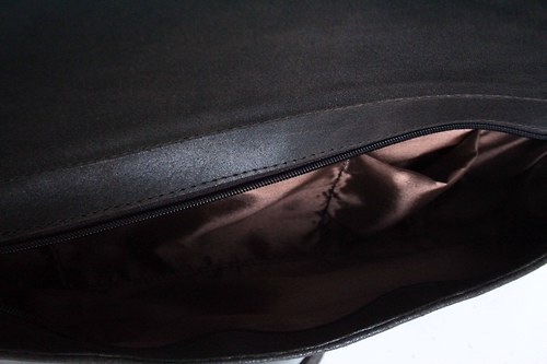 Leather Letter no. 13 — foto 3