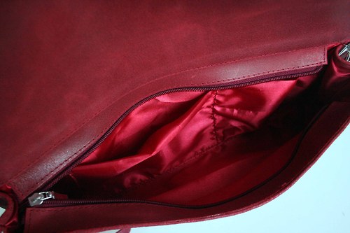 Leather Letter no. 7 Red Lucy — foto 5