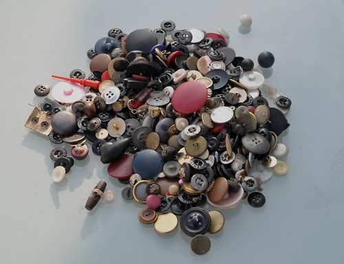 Směs recy knoflíků — foto 2