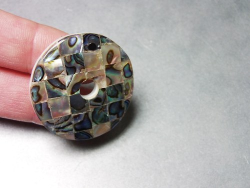 Paua mušle - donut - průměr 3,5 cm - D231 — foto 3