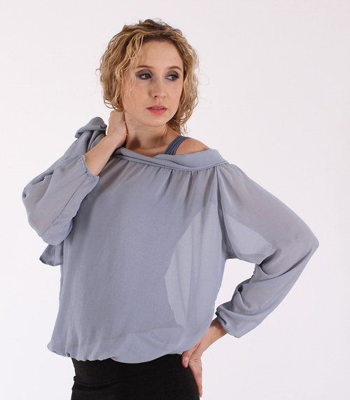 Šedá halenka s mašlí — foto 4