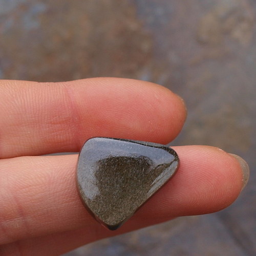 Obsidián stříbrný, kabošon č. 1378 — foto 3