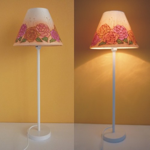 Lampa s růžemi na přání — foto 4