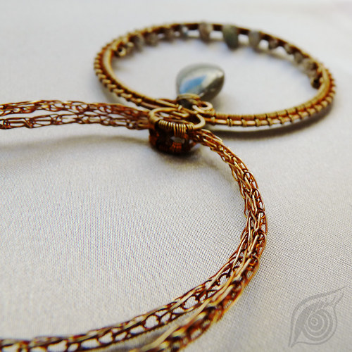 Simple - zubatý s labradority (náhrdelník) — foto 2