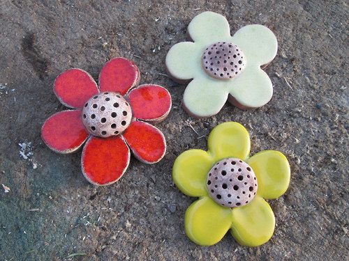 Keramické magnety - květinky 1 — foto 2