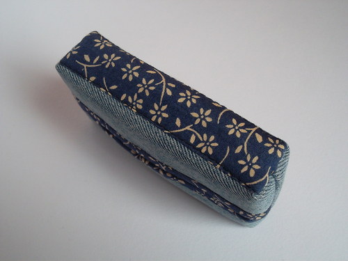 Utajené kapesníky :-) (kapesníkovník) — foto 2