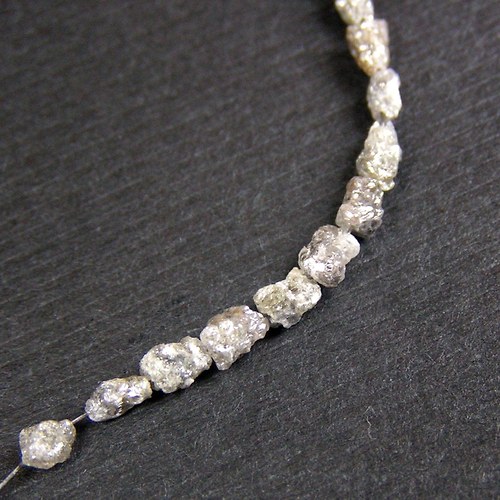 Surové diamanty (4 - 5 mm) — foto 2
