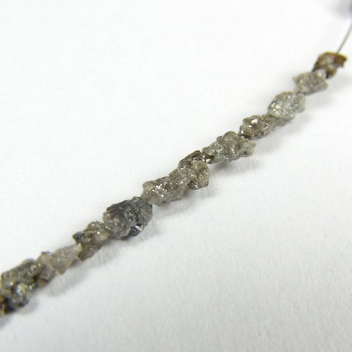 Surové diamanty (4 - 5 mm) — foto 4