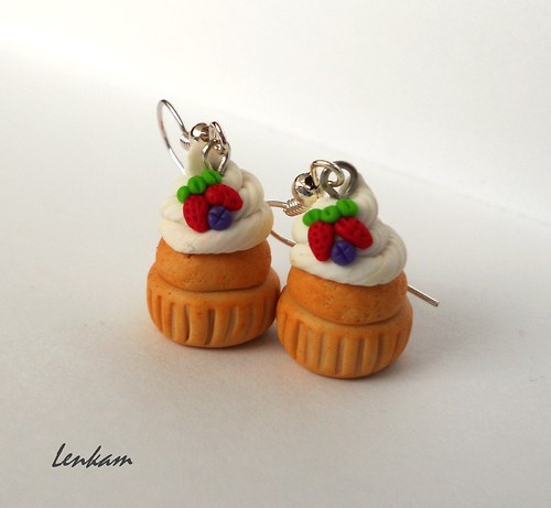 Muffin se šlehačkou - vysící — foto 3