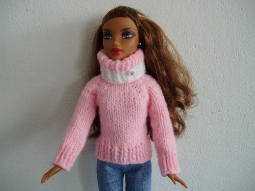 Svetr a nákrčník pro Barbie — foto 2