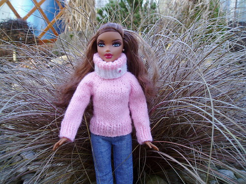 Svetr a nákrčník pro Barbie — foto 4