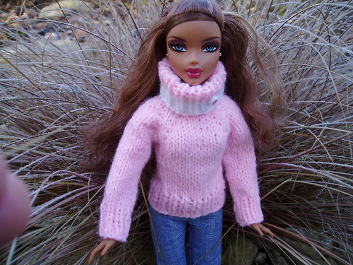Svetr a nákrčník pro Barbie — foto 5
