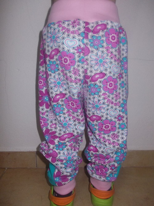 KVĚTINKOVÉ TEPLÁČKY vel.98 — foto 3
