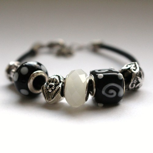 Black or white? — foto 3