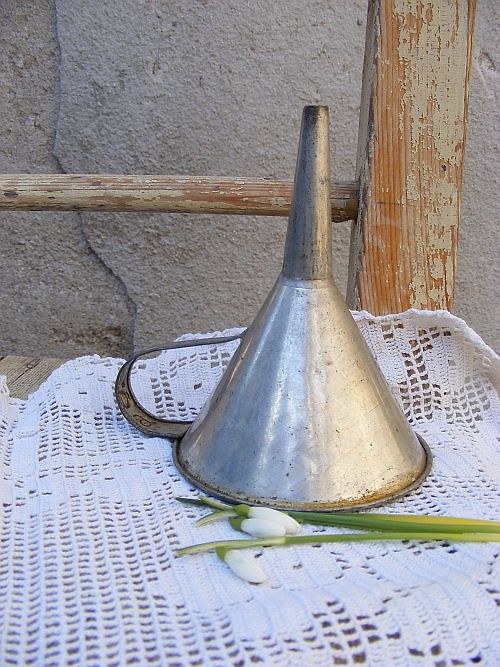Trychtýř plechový — foto 2