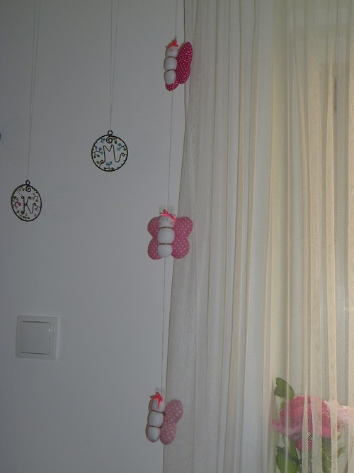 Motýlkový závěs — foto 3