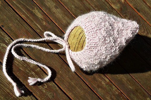 Baby čepička "Růžové kostičky" — foto 2