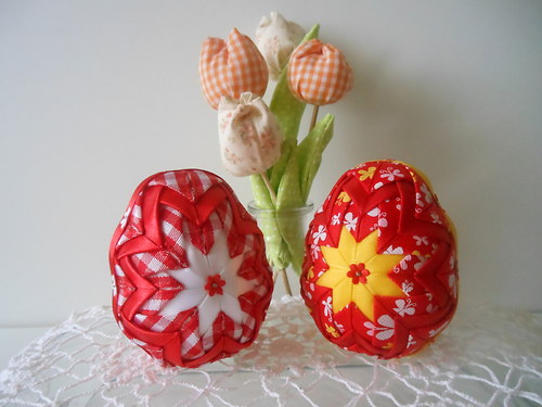 VAJÍČKA ČERVENO-BÍLO-ŽLUTÁ - patchwork dekorace — foto 2