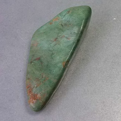Prasem (africký jadeit) tromlovaný - D457 — foto 2
